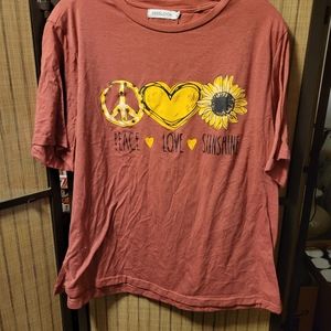 Peace•Love•Sunshine T-Shirt ✨️